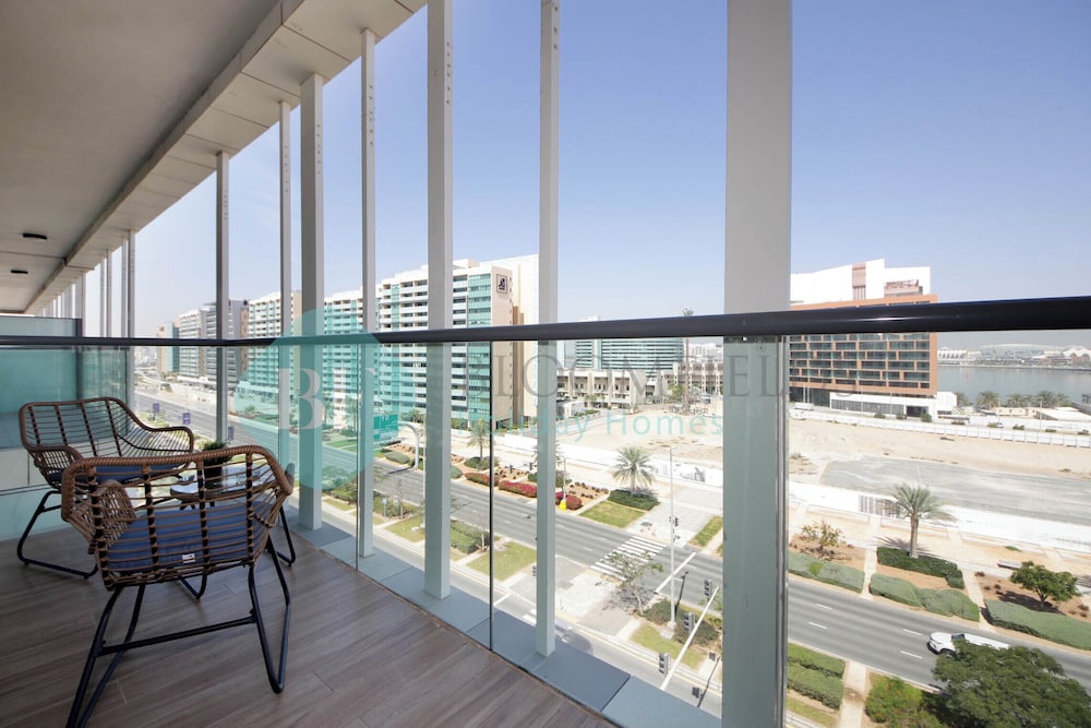 Bloomfields Modern 2BR Duplex in Raha