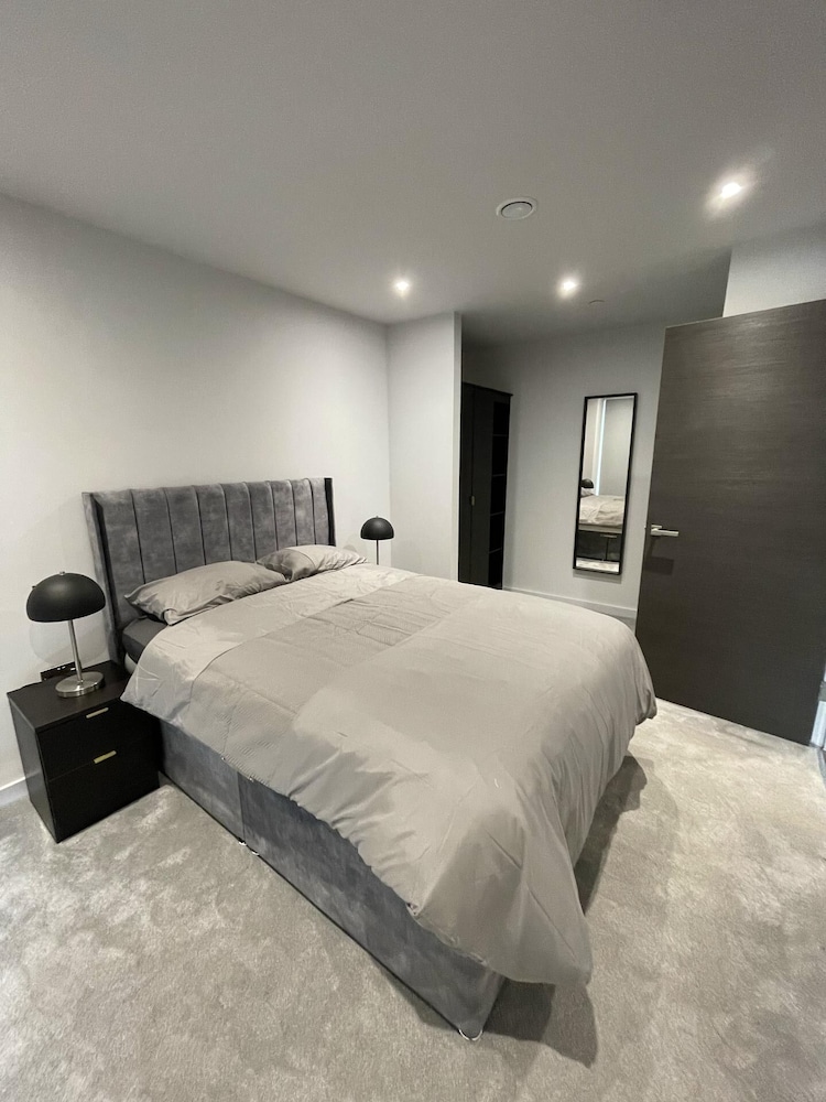 5 Star Brand New Liverpool City Centre Apartment