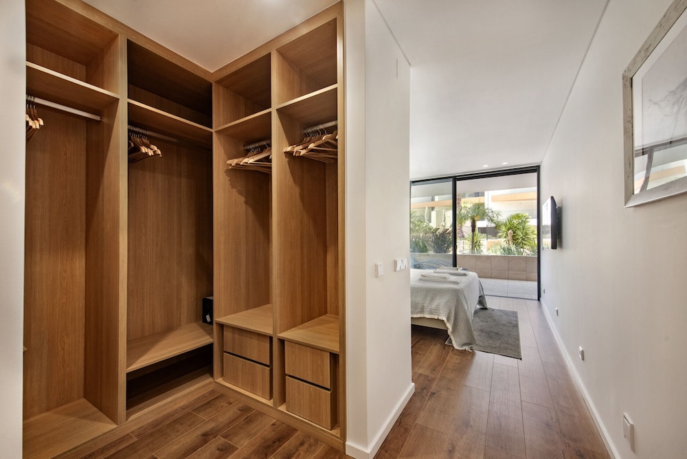 Del Mar Apartment - BT