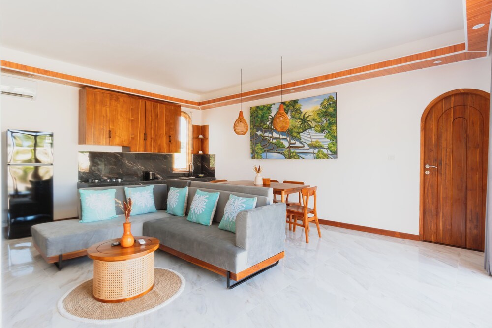 Karang Padma Villas