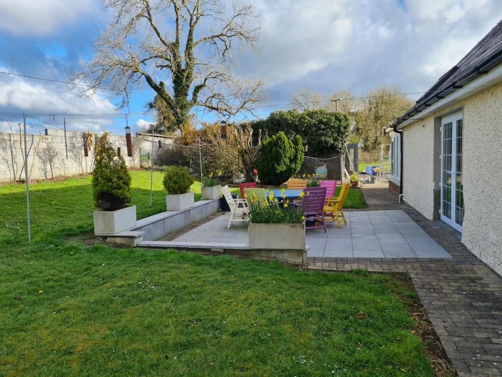 Ennis Vacations - Charming 1-bed Apartment in Barefield - Property Image 1