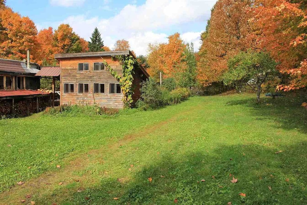 Relaxing Nature Retreat Perfect for Large Groups
