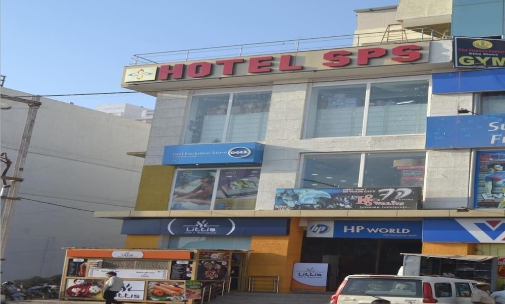 Hotel SPS Inn by ShriGo Hotels view 3