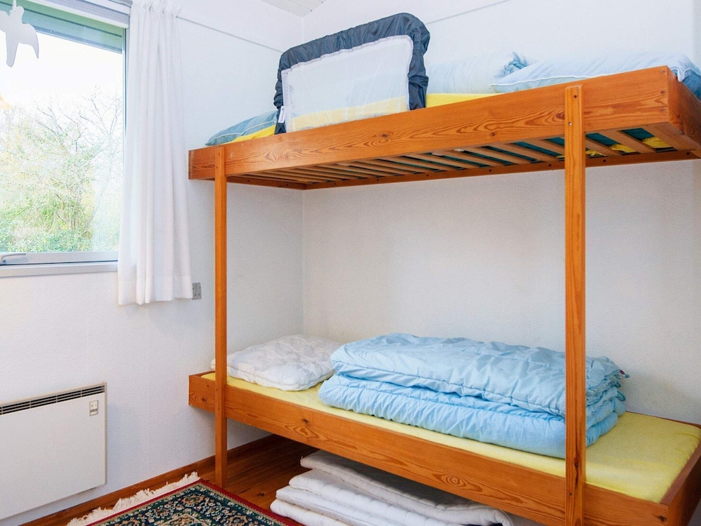 8 Person Holiday Home in Farvang view 3