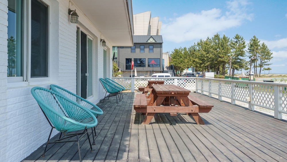 Yangyang Sunrise Sea Pension