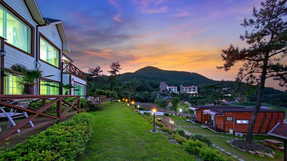 Hanulbora Pension