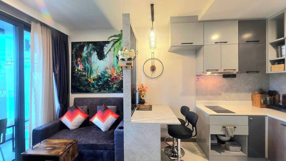 Room-a304 - 1 Bedroom Condo With Sea Vie
