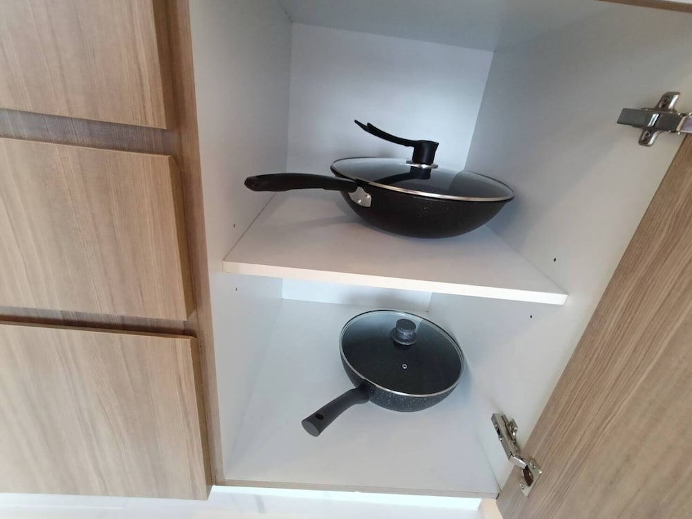 Luxury Large One Bedroom Seaview Serviced Apartment at Wongamat, Pattaya