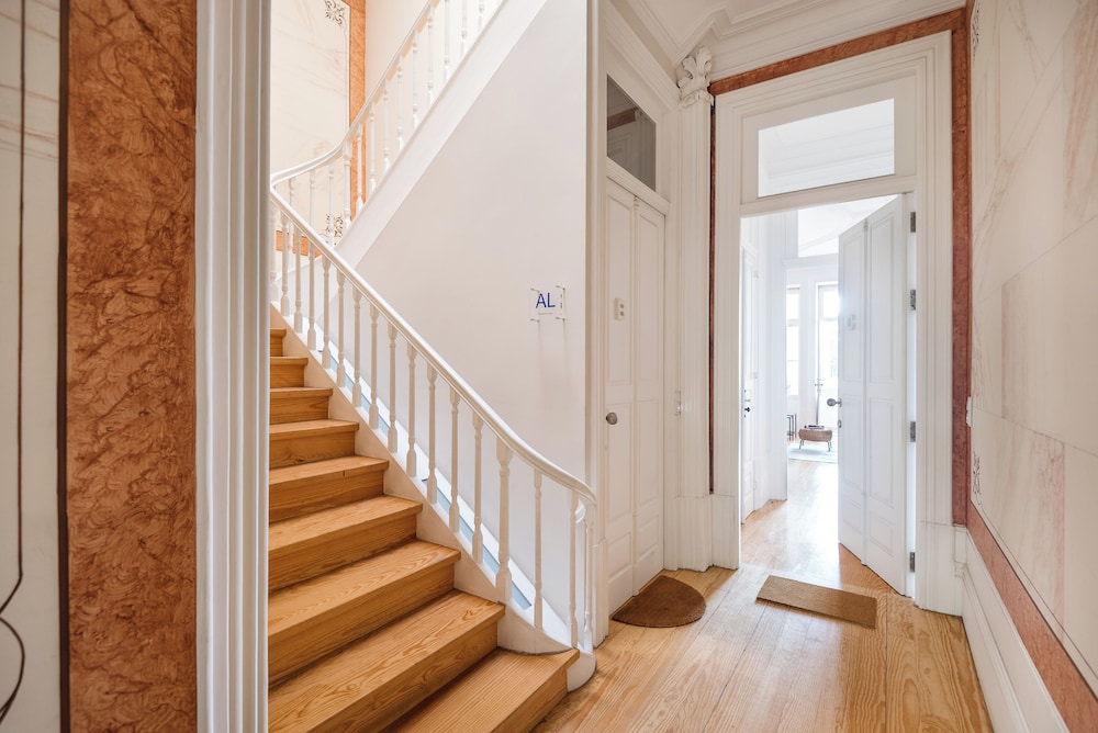 Markes 路 馃 Lovely 1BR Home w/ Sunny Backyard