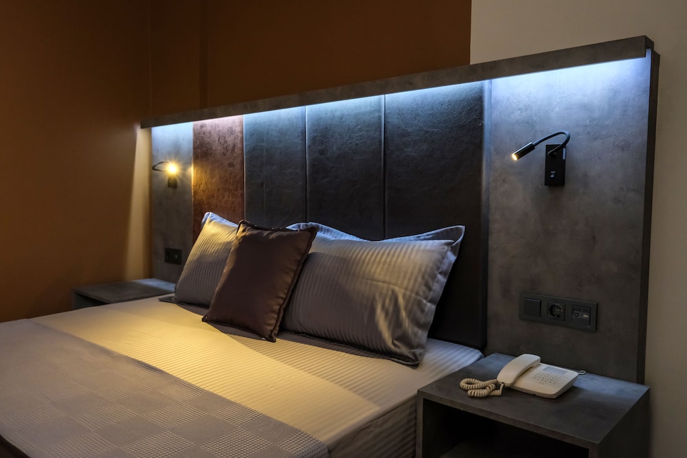 Kraliçe Oteli - Image 112