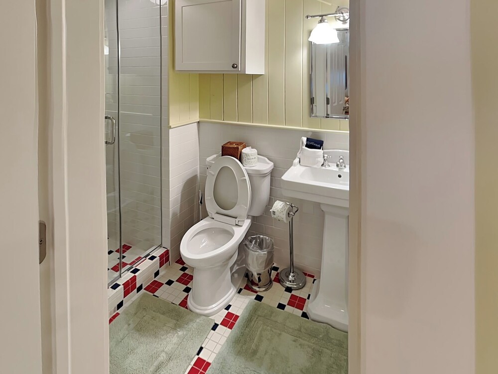 The Beachside Villa by Ryson Vacation Rentals