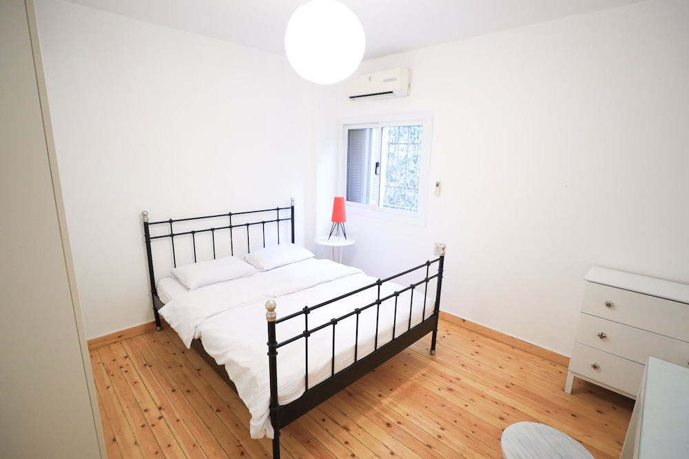 Ivory Petal Bliss 2BR Apt