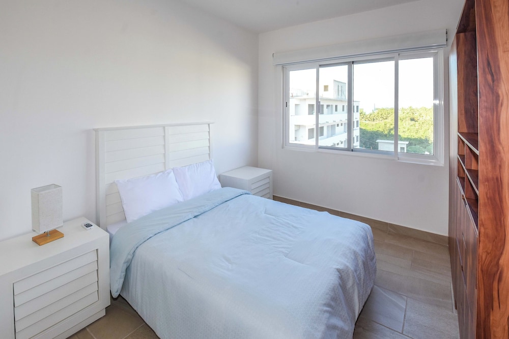 New Vidamar Apartment with Pool & Tennis