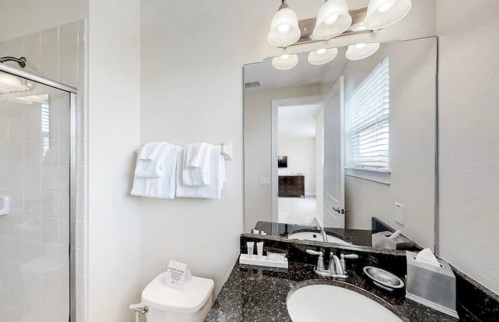 Encore Swanky