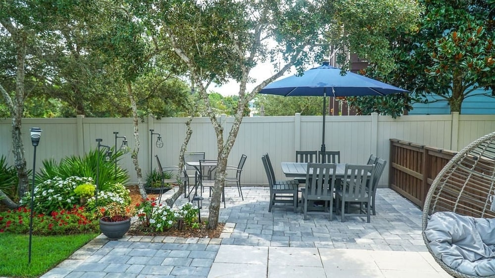 Shell Yeah by Avantstay Seagrove Pet-friendly Private Pool