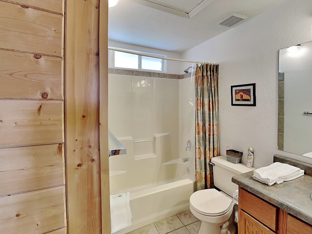 East Mountain View by Ruidoso Vacation Rentals