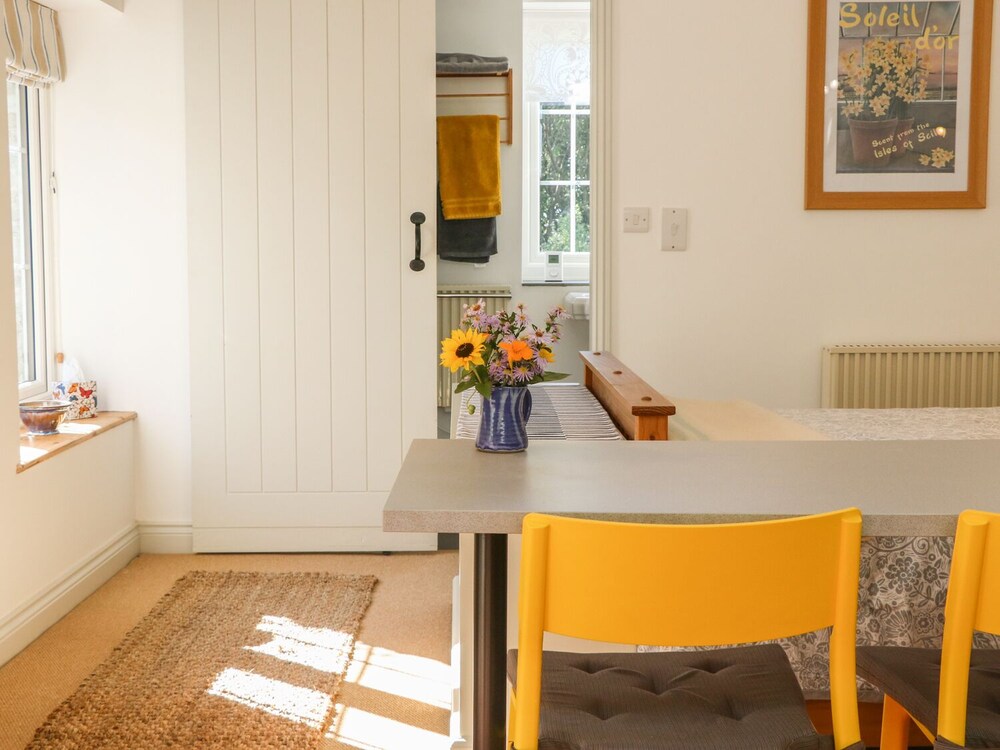 Yelverton Vacations - The Daffodil Shed - Property Image 10