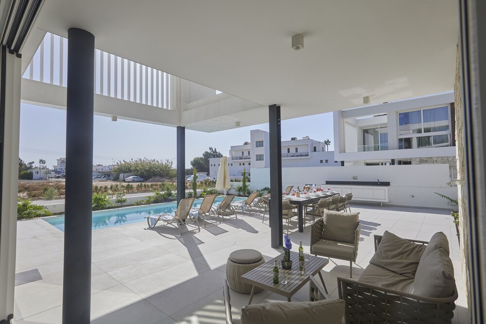 Ayia Napa Kube Villa Kb2