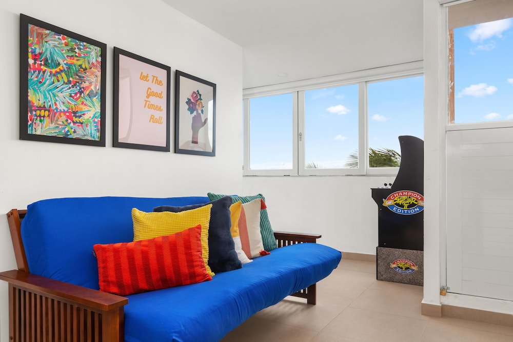 Puerto Rico Condado Beachfront w Pool Rental Otium Rentals - Property Image 16