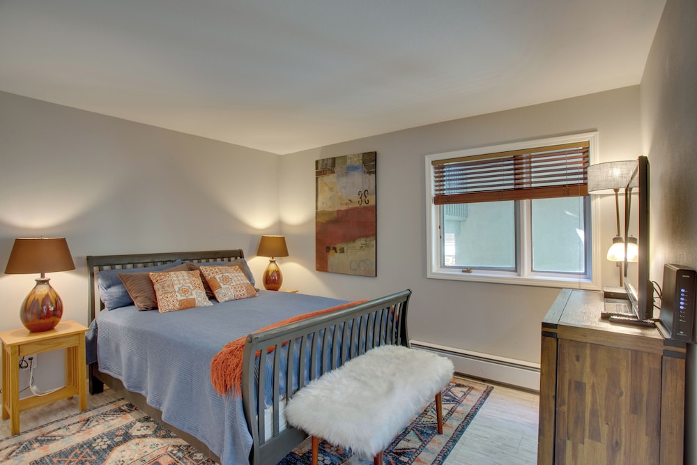 Renovated Avon Condo 5 Mins to Beaver Creek Resort - Property Image 25