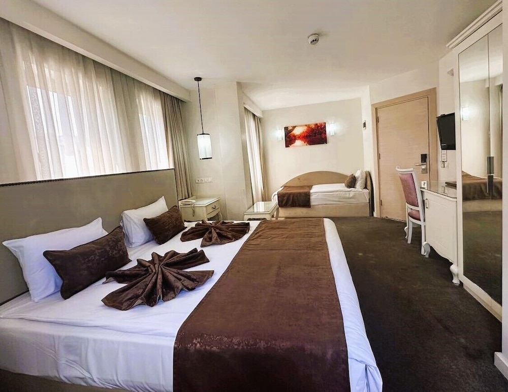 Taximtown Otel - Image 14