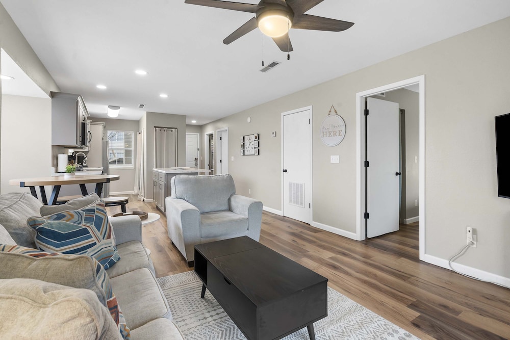 Modern Comfort Retreat