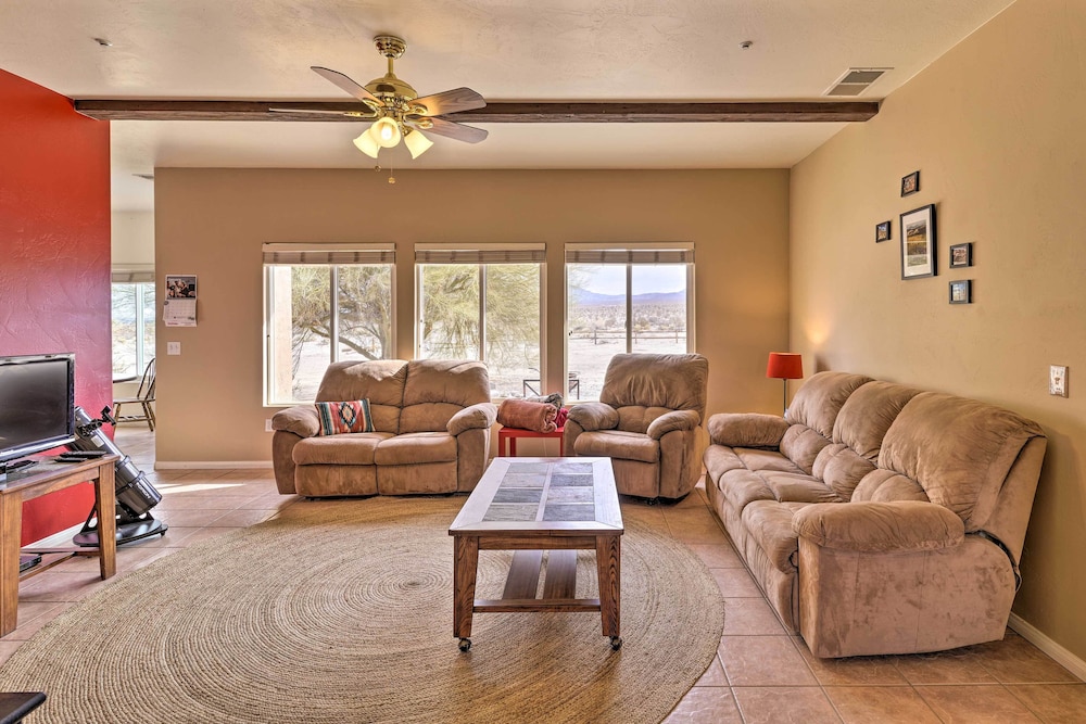 Borrego Springs Stargazing Home w/ Mtn Views - Property Image 5