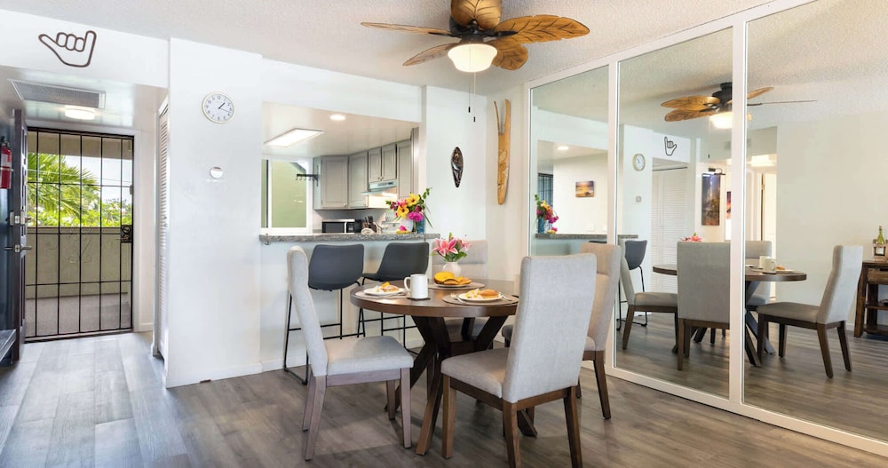 Oceanfront Condo 117 in Kailua-kona