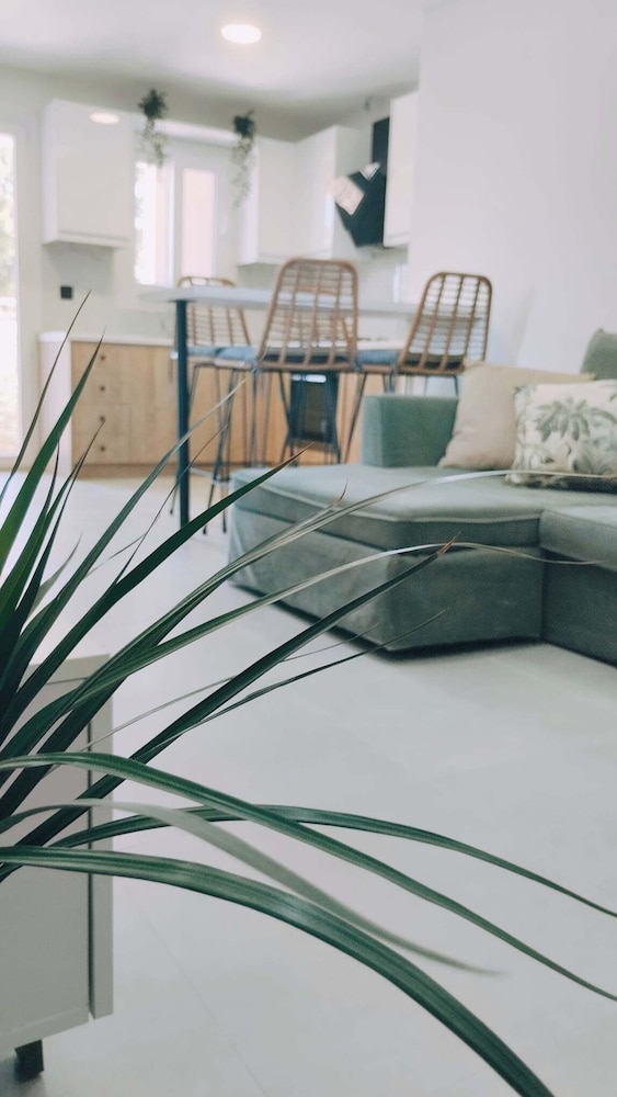 INAS 2 BEDROOM APARTMENTS