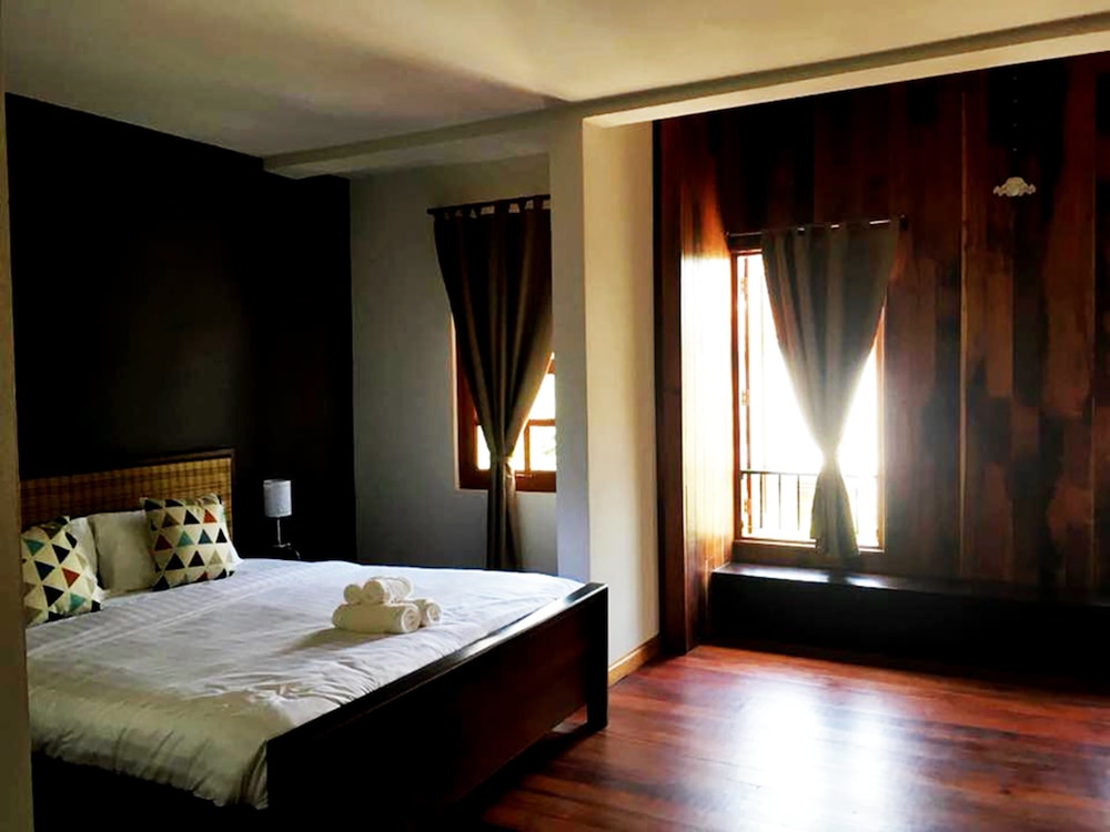 Phumin Place Hotel