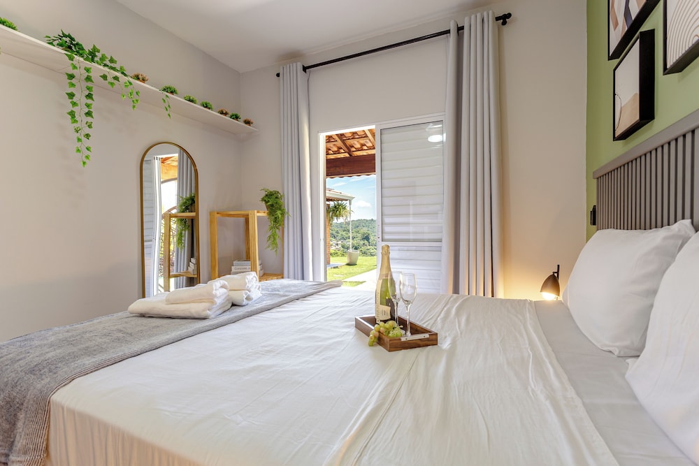 Casa com piscina - Brazilian Corner