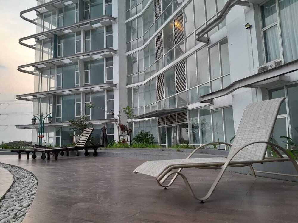 Mitra Room Nature Majestic