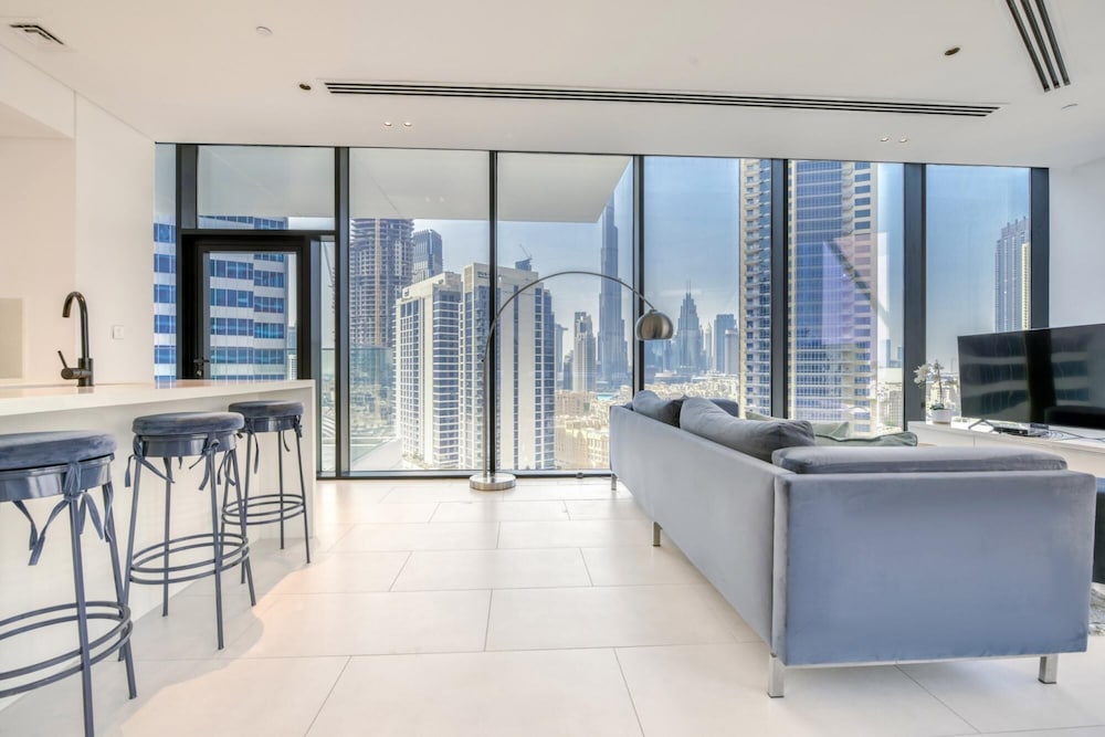Luxury Apt W Burj Khalifa Vw Dubai Canal Access