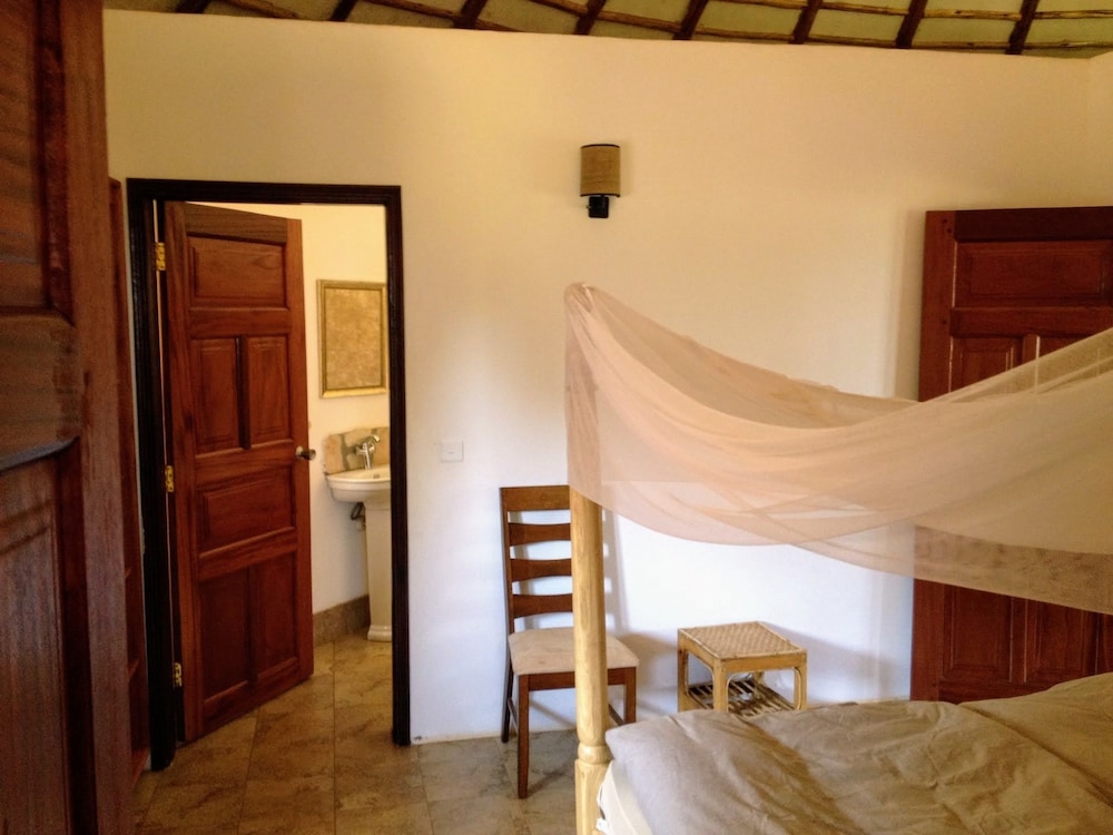 Banda Lodge