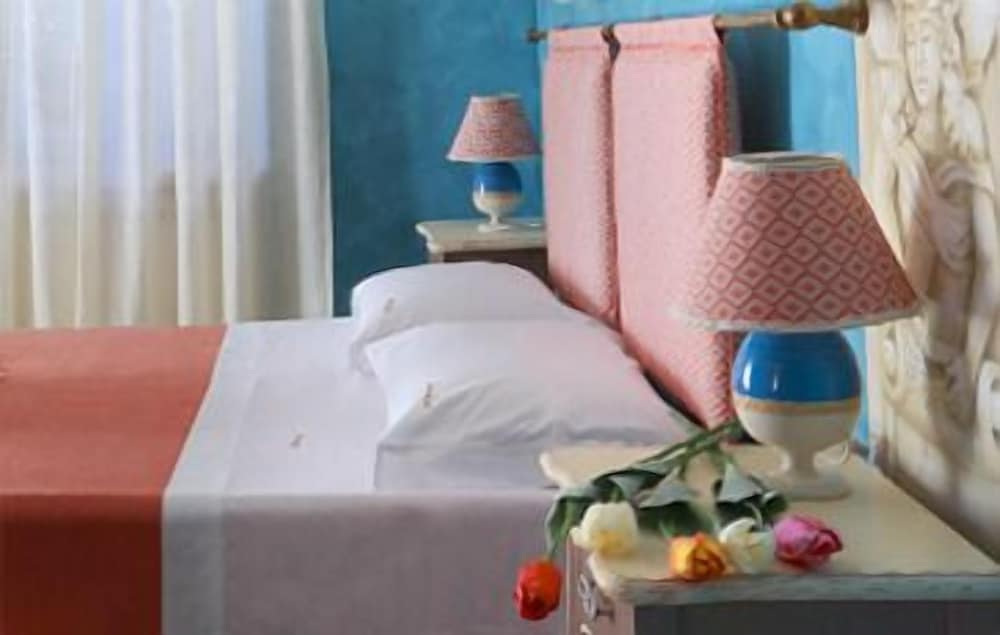 Hestasja bedroom