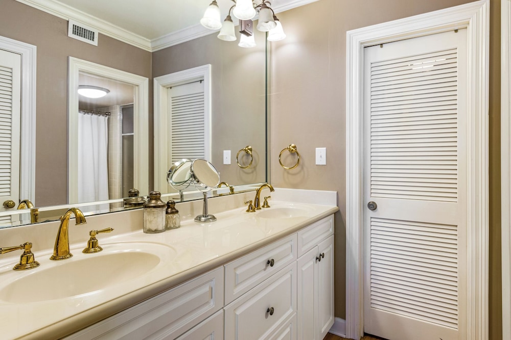 Casa del Sol #G1 by Southern Vacation Rentals