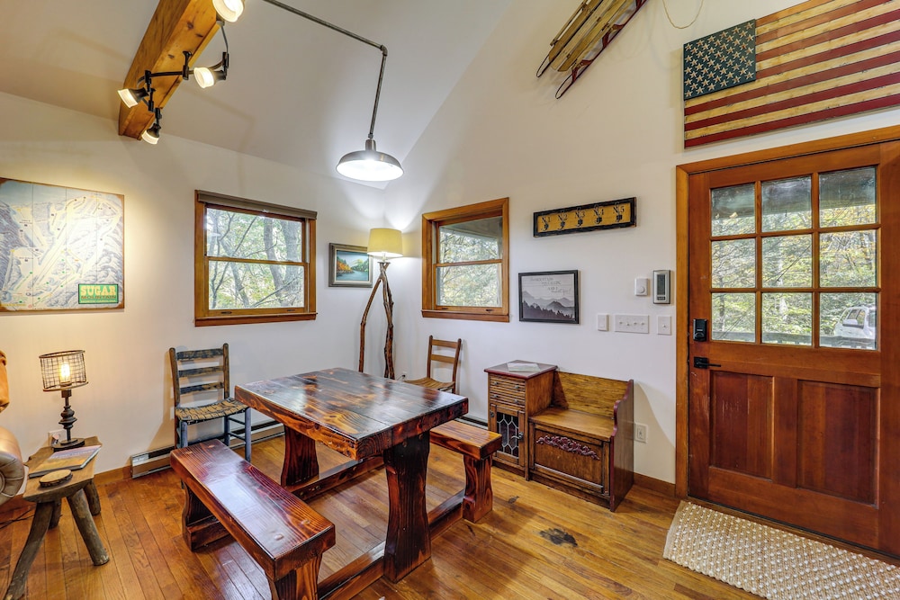 10 Mi to Sugar Mtn: Blue Ridge Family Cabin