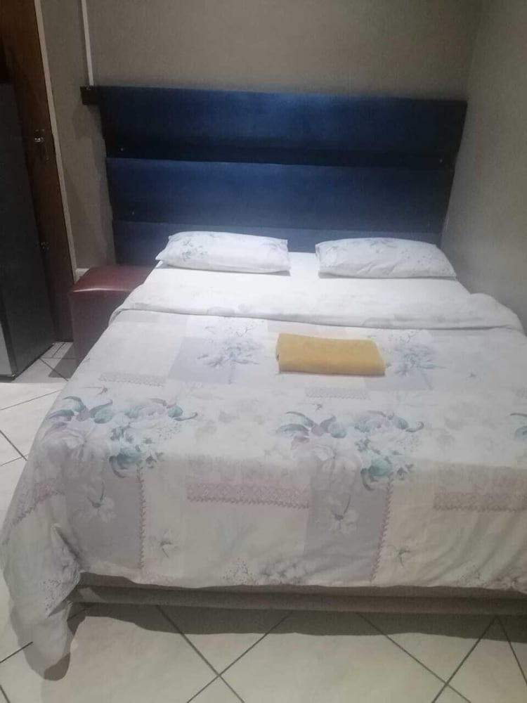 Ebony Guest House