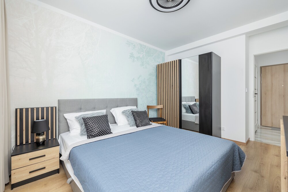 Two-level Apartment by Renters Prestige