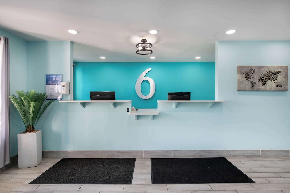 Macon Vacations - Motel 6 Macon, GA - I-475 - Property Image 27