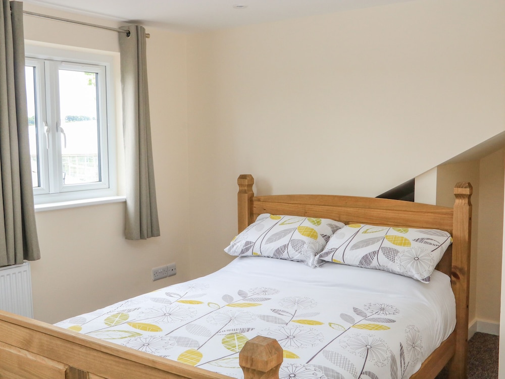 Sawtons Cottage 1