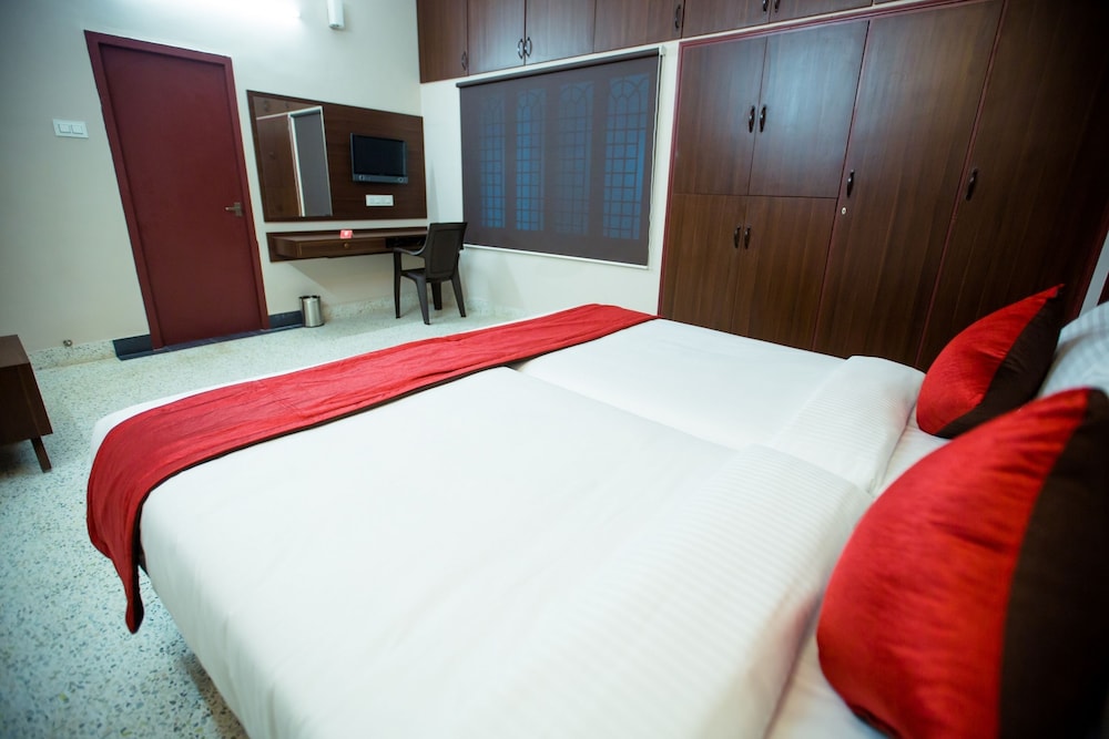 OYO 10789 Hotel Ranga Inn