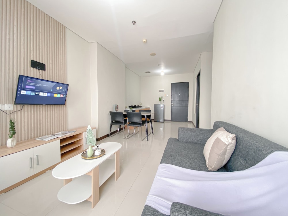 Fully Furnished and Comfortable 2BR Nifarro Park Apartment