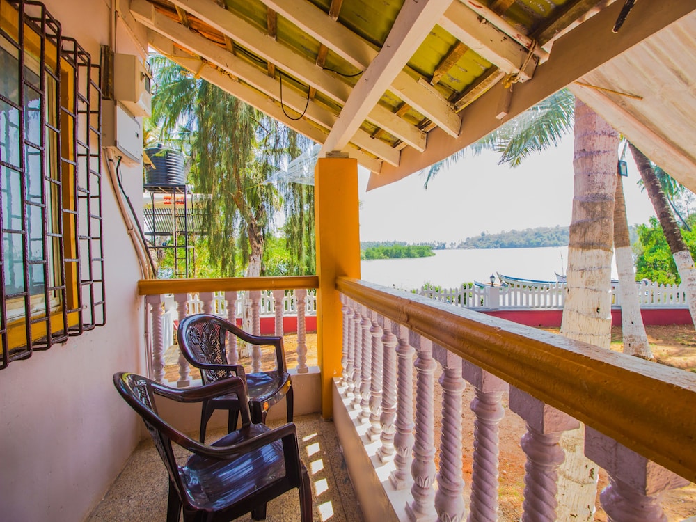 OYO 13117 Home Lake View Studio Canacona
