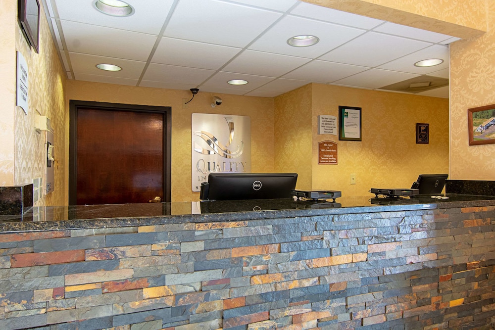 Quality Inn & Suites Richburg I-77 view 2