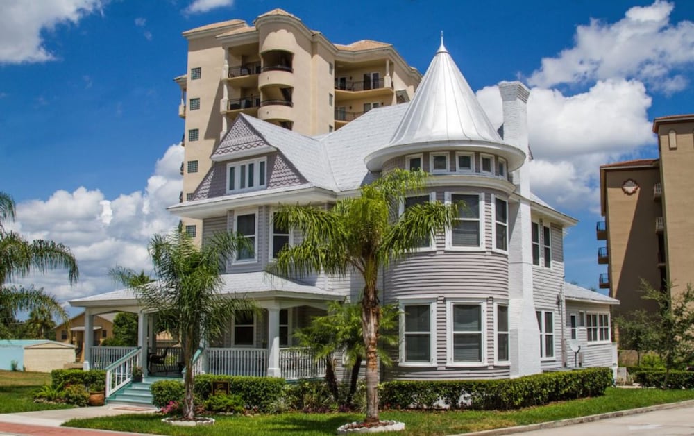 Parrish Grove Inn