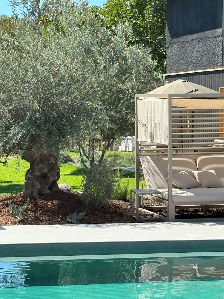 537 Saint Emilion - Bornes recharges