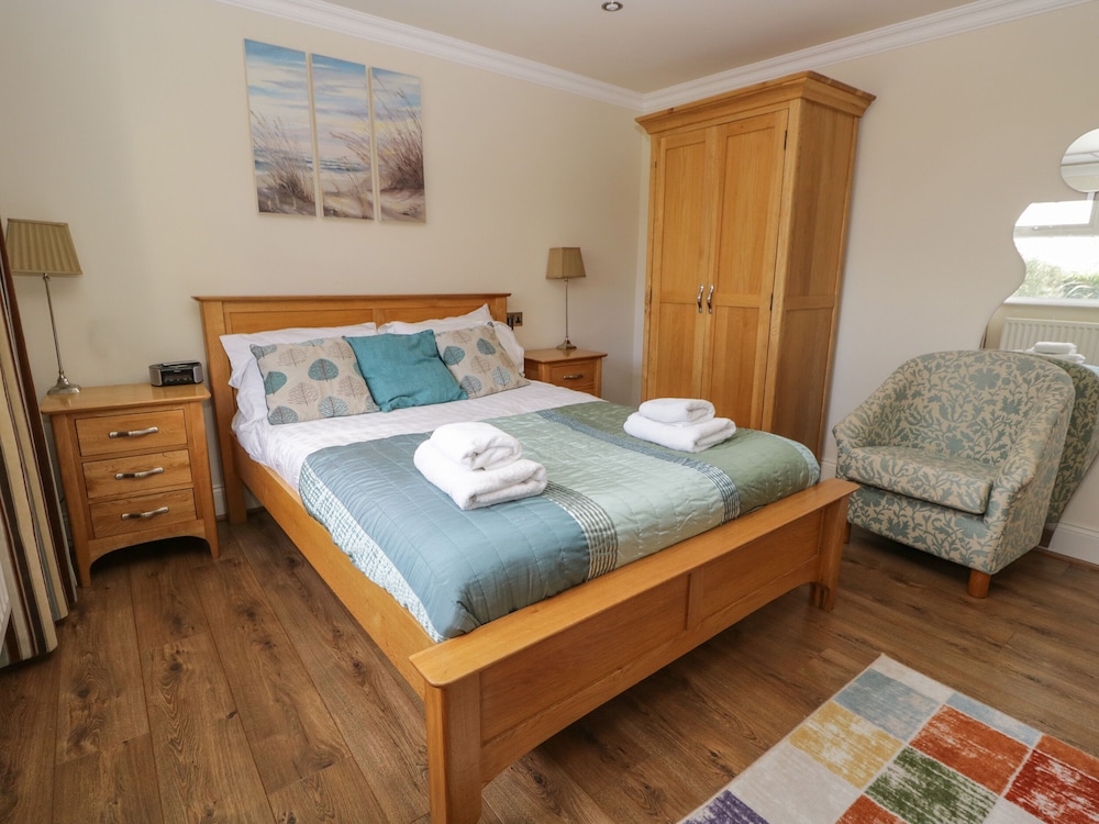 Eden Lodge