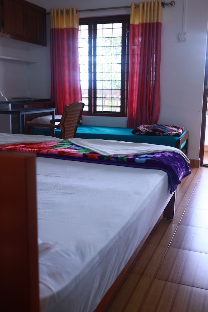 ASHRAMAM HEALTH RESORT