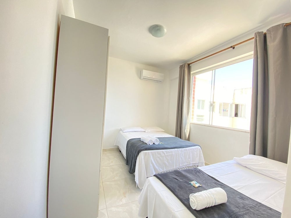 3-bedroom Apt and Ocean View Edi0302
